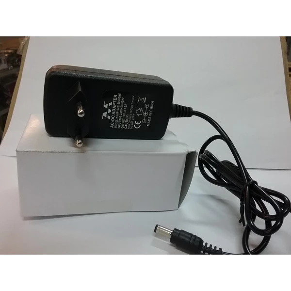 Adaptor DC Switching 12V 3.5A